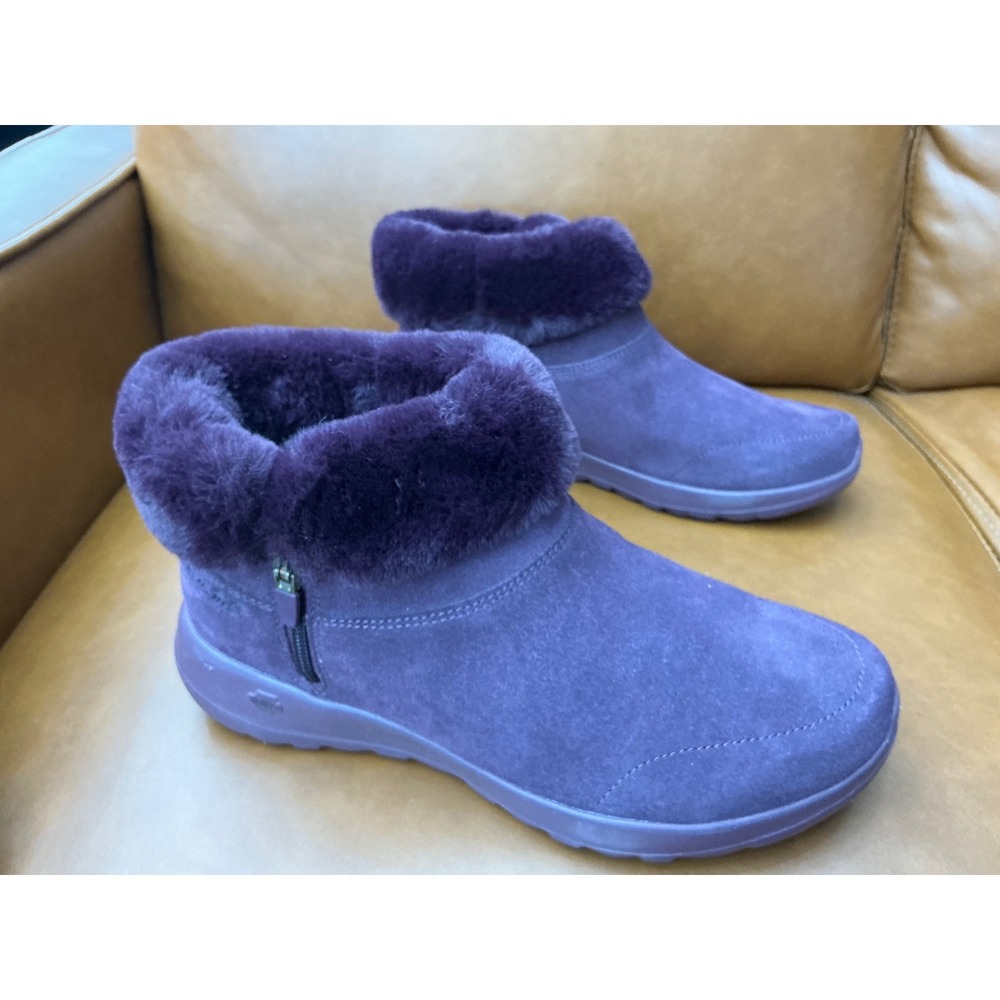 Skechers On-the-GO Joy Boots Womens 9 Wide Plum New Suede Faux Fur